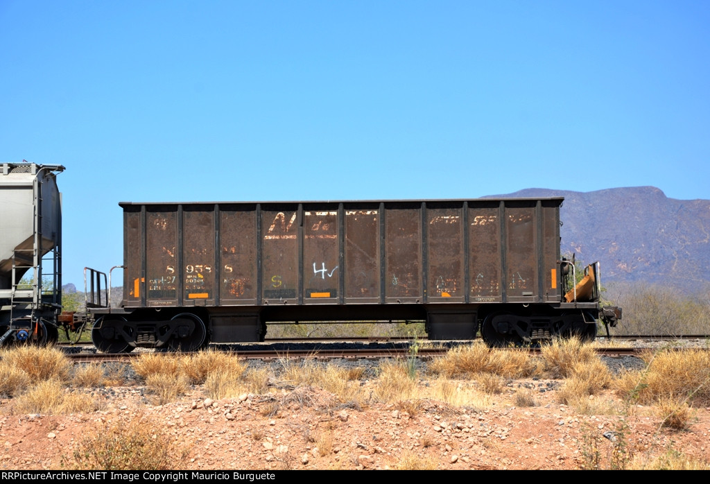 NdeM Ballast Hopper